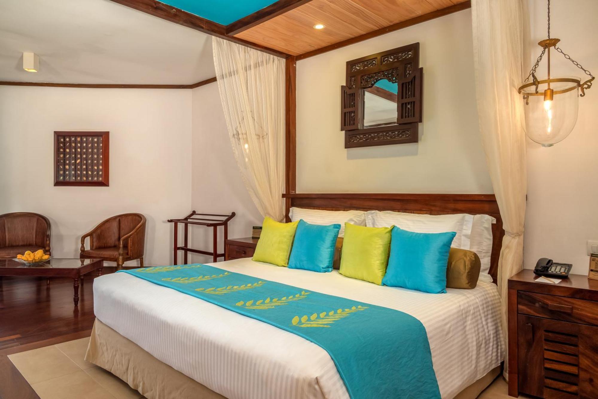 Royal Palms Beach Hotel Kalutara Bagian luar foto