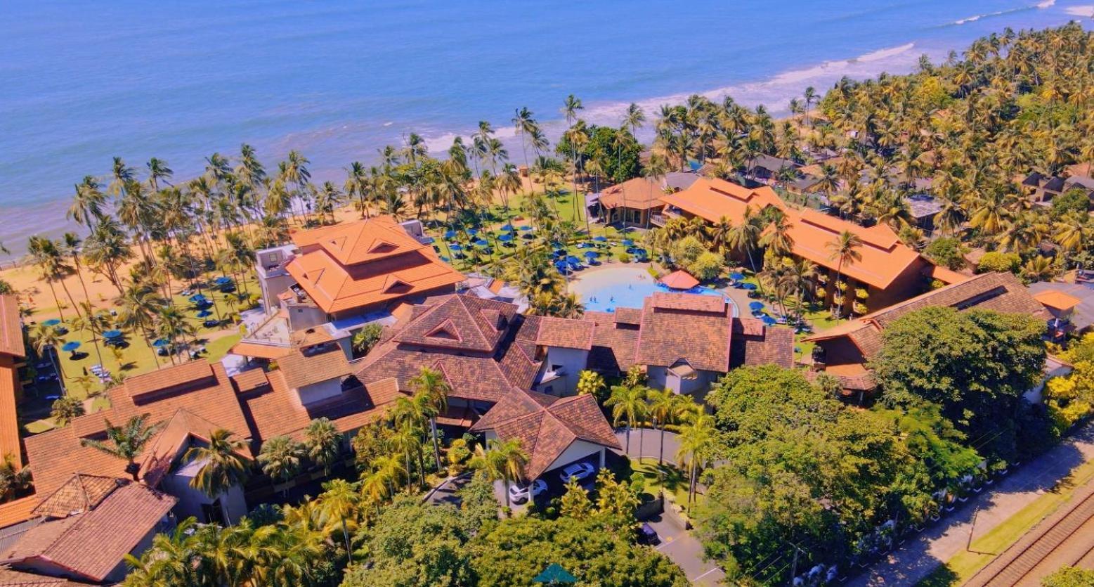Royal Palms Beach Hotel Kalutara Bagian luar foto