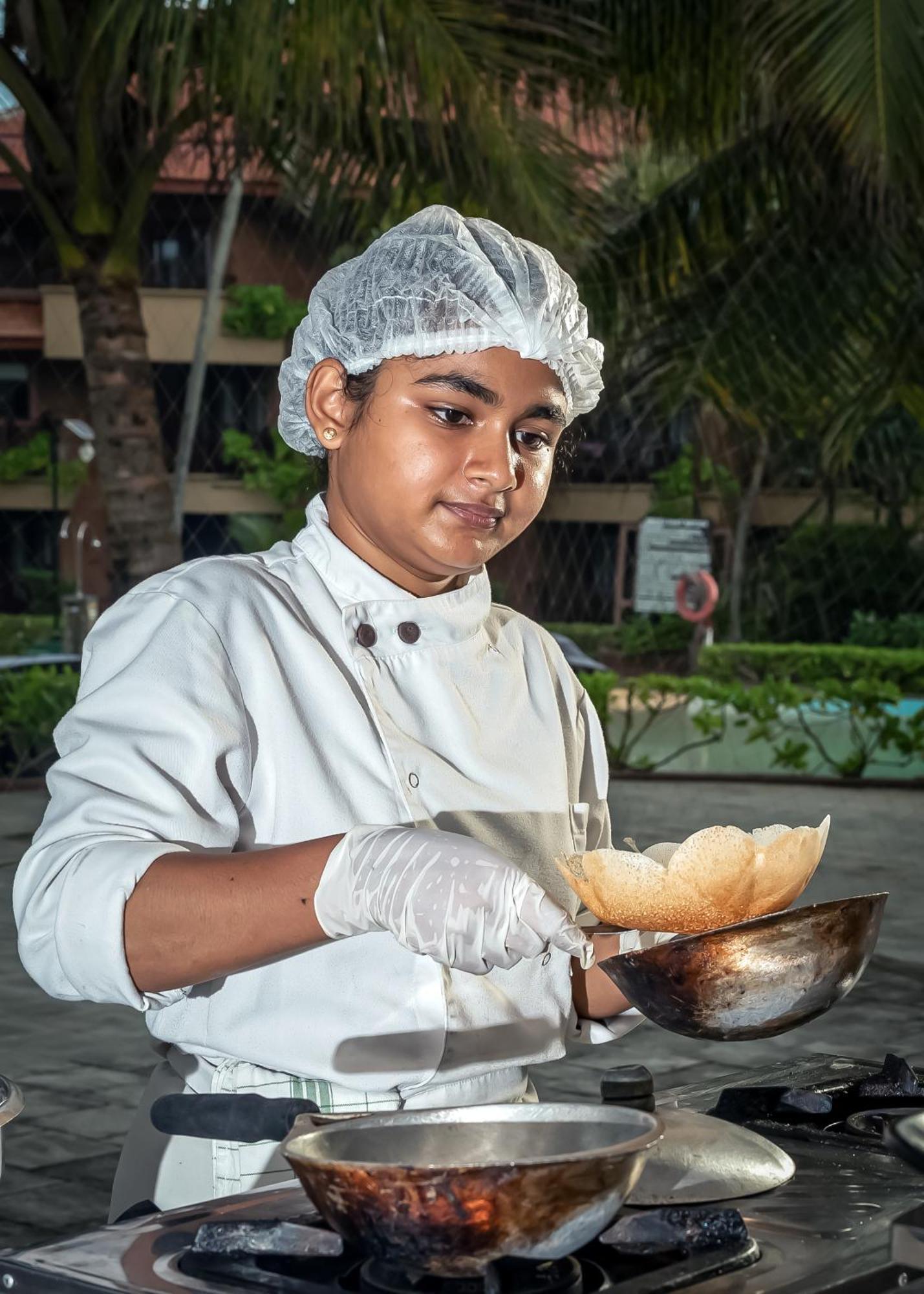 Royal Palms Beach Hotel Kalutara Bagian luar foto